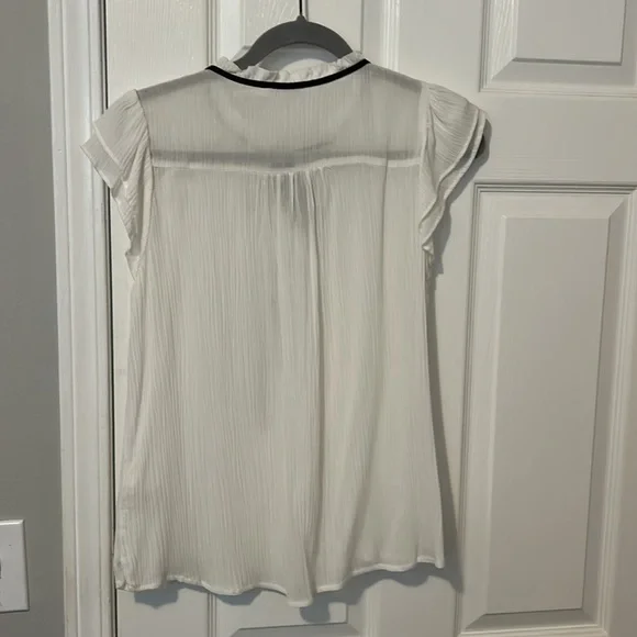 Women’s size small blouse - Picture 5 of 12